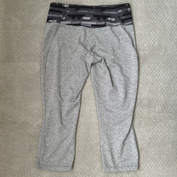 Patagonia crop leggings - Picture 2 of 5